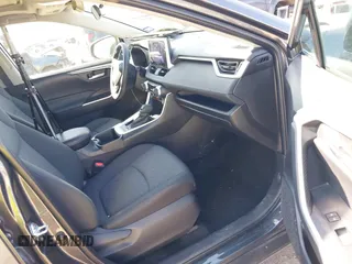 2023 Toyota RAV4 XLE with VIN 2T3W1RFV4PW299898, listed as a IAAI auction lot 41640181 with 31,455 mi miles. Bid and sale history available at carsss.com. Image 5.