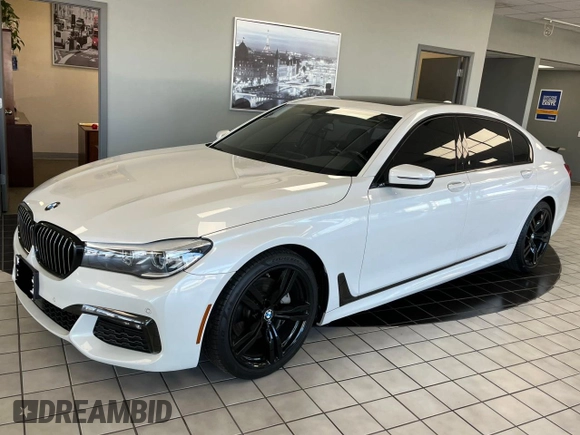 2018 BMW 7 Series 740i with VIN WBA7E2C50JG743251, listed as a Copart auction lot 87849025 with 60,974 mi miles and Clean Title. Bid and sale history available at carsss.com. Image 2.