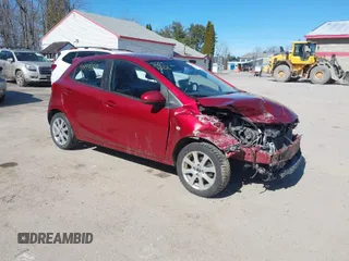 2014 Mazda 2 Touring z VIN JM1DE1LZ3E0173974, wystawiony jako IAAI lot #41897688 z przebiegiem 69 153 mil mil oraz . Historia ofert i sprzedaży dostępna na DreamBid. Obrazek 1.