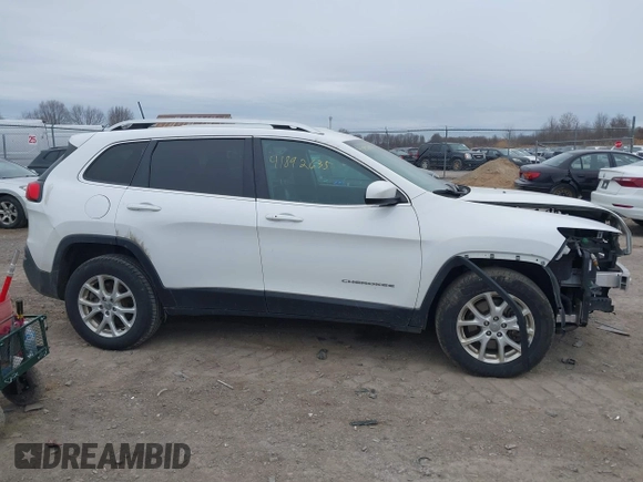 2018 Jeep Cherokee Latitude Plus with VIN 1C4PJMLBXJD598592, listed as a IAAI auction lot 41892635 with 145,031 mi miles. Bid and sale history available at carsss.com. Image 14.
