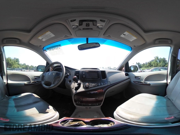 2014 Toyota Sienna Limited with VIN 5TDDK3DC3ES079590, listed as a IAAI auction lot 42694690 with 189,456 mi miles and . Bid and sale history available at DreamBid. Image 18.