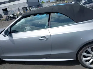 2015 Audi A5 Premium Plus z VIN WAUMFAFH6FN006946, wystawiony jako IAAI lot #42188356 z przebiegiem 147 402 mil mil oraz . Historia ofert i sprzedaży dostępna na DreamBid. Obrazek 15.