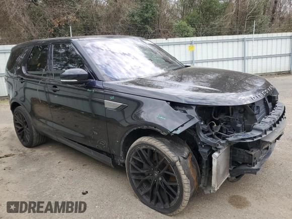 2019 Land Rover Discovery SE with VIN SALRG2RV2KA094255, listed as a Copart auction lot 88689065 with 102,457 mi miles and Salvage Title. Bid and sale history available at DreamBid. Image 4.