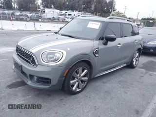 2020 MINI Countryman Cooper S with VIN WMZYW7C00L3L92535, listed as a IAAI auction lot 42029989 with 61,066 mi miles and . Bid and sale history available at DreamBid. Image 2.