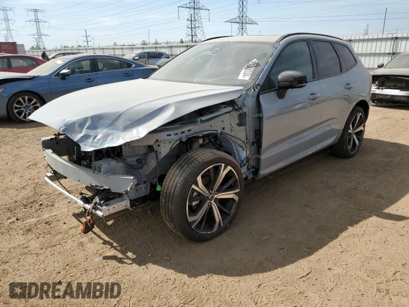 2024 Volvo XC60 Ultimate Dark Theme с VIN YV4L12RM1R1716437, выставлен на аукционе Copart как лот 71300334 с пробегом 8 073 миль миль и Списание • Salvage title. История ставок и продаж доступна на DreamBid. Изображение 1.