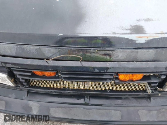 1995 Geo Tracker z VIN 2CNBE18U0S6943292, wystawiony jako IAAI lot #41274067 z przebiegiem Nie podano mil oraz . Historia ofert i sprzedaży dostępna na DreamBid. Obrazek 10.