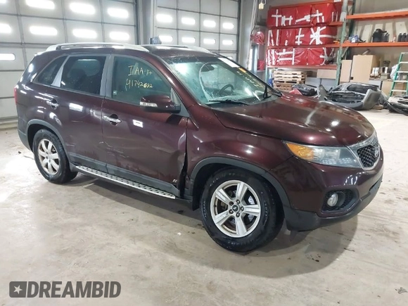 2012 Kia Sorento LX with VIN 5XYKTCA66CG264679, listed as a IAAI auction lot 41742682 with 161,781 mi miles. Bid and sale history available at carsss.com. Image 1.