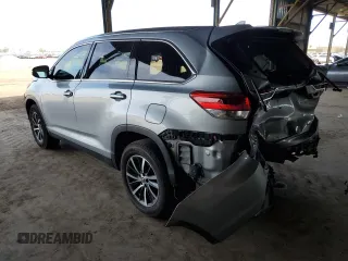 2019 Toyota Highlander SE with VIN 5TDKZRFH9KS557280, listed as a Copart auction lot 55094585 with 84,050 mi miles and Salvage title. Bid and sale history available at DreamBid. Image 2.