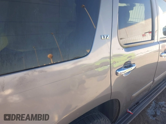 2008 Chevrolet Tahoe LTZ с VIN 1GNFC13008R192473, выставлен на аукционе IAAI как лот 41353411 с пробегом 163 581 миль миль и . История ставок и продаж доступна на DreamBid. Изображение 19.