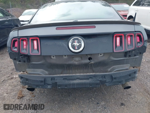 2013 Ford Mustang V6 with VIN 1ZVBP8AMXD5260397, listed as a IAAI auction lot 41729133 with 138,797 mi miles. Bid and sale history available at carsss.com. Image 6.