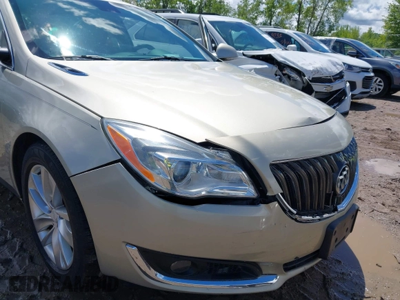 2014 Buick Regal Premium I with VIN 2G4GN5EX5E9308650, listed as a IAAI auction lot 42325136 with 174,823 mi miles and . Bid and sale history available at DreamBid. Image 6.