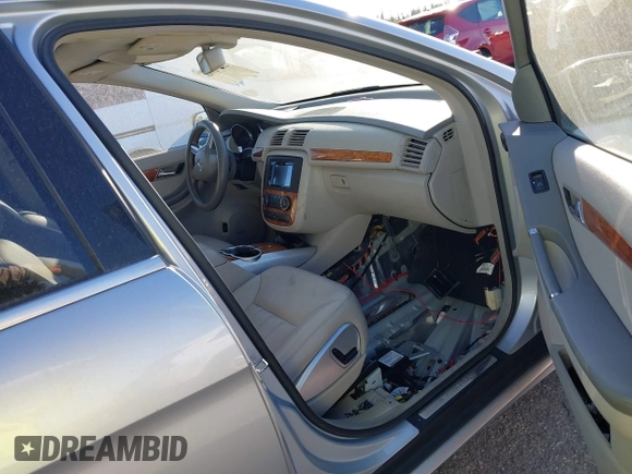 2009 Mercedes-Benz R 3.5L with VIN 4JGCB65E79A091818, listed as a IAAI auction lot 40974146 with 131,515 mi miles and . Bid and sale history available at DreamBid. Image 5.