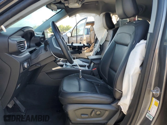 2023 Ford Explorer XLT z VIN 1FMSK7DH0PGA02971, wystawiony jako Copart lot #53623885 z przebiegiem 5 233 mil mil oraz Szkoda całkowita • Salvage title. Historia ofert i sprzedaży dostępna na DreamBid. Obrazek 7.