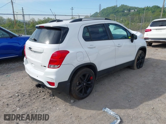 2020 Chevrolet Trax LT with VIN 3GNCJPSB1LL232882, listed as a IAAI auction lot 42230988 with 48,943 mi miles and . Bid and sale history available at DreamBid. Image 4.