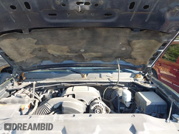 2012 Chevrolet Silverado 1500 LT with VIN 1GCRKSE73CZ186037, listed as a IAAI auction lot 42035315 with 164,967 mi miles. Bid and sale history available at carsss.com. Image 10.