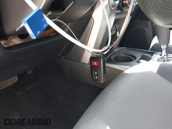 2020 Toyota 4Runner SR5 with VIN JTEZU5JR4L5226079, listed as a IAAI auction lot 42087965 with 48,219 mi miles and . Bid and sale history available at DreamBid. Image 11.