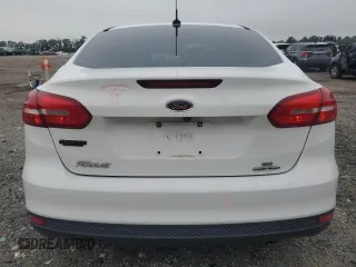2015 Ford Focus SE with VIN 1FADP3F2XFL273662, listed as a Copart auction lot 60784435 with 32,115 mi miles and Salvage title. Bid and sale history available at DreamBid. Image 6.