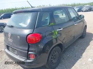 2014 FIAT 500L Pop z VIN ZFBCFAAHXEZ016833, wystawiony jako IAAI lot #42161735 z przebiegiem 137 580 mil mil oraz . Historia ofert i sprzedaży dostępna na DreamBid. Obrazek 4.