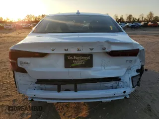 2021 Volvo S60 Momentum with VIN 7JR102FZ0MG118375, listed as a Copart auction lot 84476714 with 37,168 mi miles and Salvage Title. Bid and sale history available at carsss.com. Image 6.