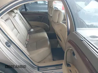 2006 Acura RL z VIN JH4KB16516C010442, wystawiony jako IAAI lot #42646581 z przebiegiem 205 633 mil mil oraz . Historia ofert i sprzedaży dostępna na DreamBid. Obrazek 8.