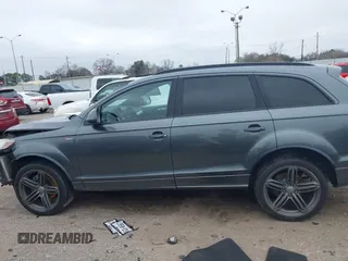 2014 Audi Q7 3.0T S line Prestige with VIN WA1DGAFEXED003259, listed as a IAAI auction lot 41624351 with 104,938 mi miles. Bid and sale history available at carsss.com. Image 14.