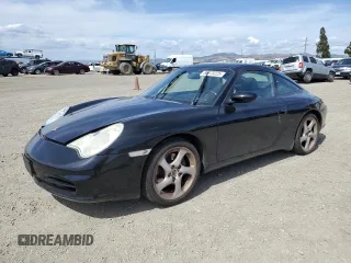 2004 Porsche 911 z VIN WP0BA29944S635185, wystawiony jako Copart lot #56973225 z przebiegiem 90 005 mil mil oraz Szkoda całkowita • Salvage title. Historia ofert i sprzedaży dostępna na DreamBid. Obrazek 1.