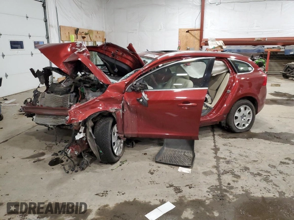 2017 Volvo V60 Premier with VIN YV140MSK2H1343464, listed as a Copart auction lot 87023364 with 0 mi miles and Salvage Title. Bid and sale history available at carsss.com. Image 1.