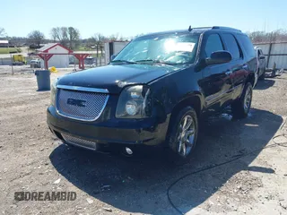 2010 GMC Yukon Denali with VIN 1GKUKEEF5AR201853, listed as a IAAI auction lot 41847258 with 205,431 mi miles. Bid and sale history available at carsss.com. Image 17.