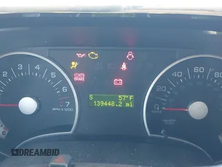2008 Ford Explorer XLT z VIN 1FMEU63E68UB36363, wystawiony jako IAAI lot #41655419 z przebiegiem 139 448 mil mil oraz . Historia ofert i sprzedaży dostępna na DreamBid. Obrazek 7.