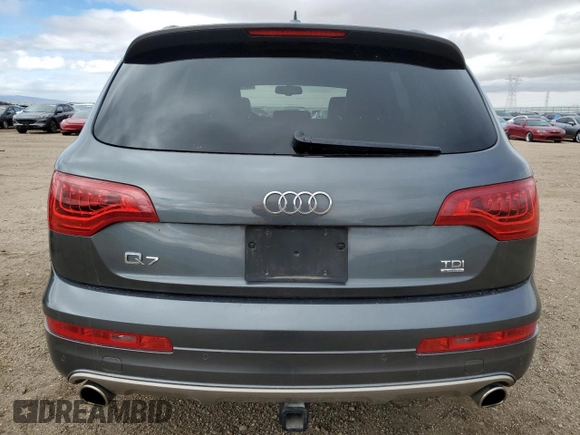 2015 Audi Q7 Premium Plus z VIN WA1LMAFE3FD015758, wystawiony jako Copart lot #48717595 z przebiegiem 139 096 mil mil oraz Szkoda całkowita • Salvage title. Historia ofert i sprzedaży dostępna na DreamBid. Obrazek 6.