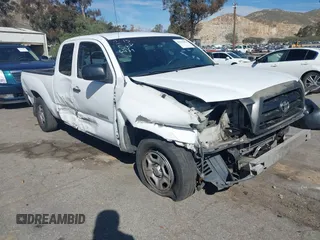 2006 Toyota Tacoma z VIN 5TETX22N16Z226439, wystawiony jako IAAI lot #41625358 z przebiegiem 233 482 mil mil oraz . Historia ofert i sprzedaży dostępna na DreamBid. Obrazek 1.