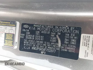 2015 Kia Soul + with VIN KNDJP3A5XF7112977, listed as a IAAI auction lot 41787435 with 184,000 mi miles. Bid and sale history available at carsss.com. Image 9.