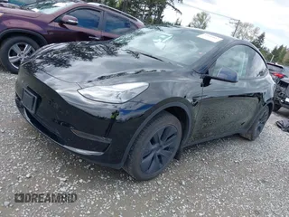 2024 Tesla Model Y with VIN 7SAYGDED3RF119101, listed as a IAAI auction lot 42019817 with 35,714 mi miles and . Bid and sale history available at DreamBid. Image 19.