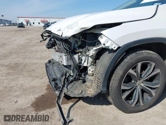 2016 Lexus RX 350 z VIN 2T2ZZMCA1GC017488, wystawiony jako IAAI lot #41568598 z przebiegiem 97 110 mil mil oraz . Historia ofert i sprzedaży dostępna na DreamBid. Obrazek 6.