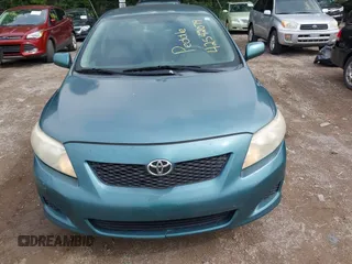 2009 Toyota Corolla z VIN 2T1BU40E39C031746, wystawiony jako IAAI lot #42542079 z przebiegiem 218 019 mil mil oraz . Historia ofert i sprzedaży dostępna na DreamBid. Obrazek 6.