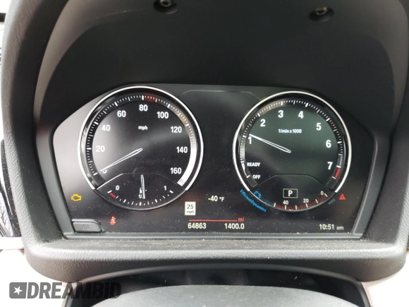 2021 BMW X1 xDrive28i z VIN WBXJG9C06M5T81056, wystawiony jako Copart lot #48388235 z przebiegiem 64 863 mil mil oraz Szkoda całkowita • Salvage title. Historia ofert i sprzedaży dostępna na DreamBid. Obrazek 9.