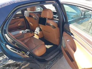 2020 Genesis G90 5.0L Ultimate with VIN KMTF54PH0LU080767, listed as a IAAI auction lot 41641071 with 70,709 mi miles. Bid and sale history available at carsss.com. Image 8.