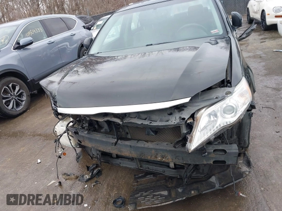 2011 Toyota Avalon with VIN 4T1BK3DBXBU422798, listed as a IAAI auction lot 41523326 with 111,064 mi miles and . Bid and sale history available at carsss.com. Image 6.