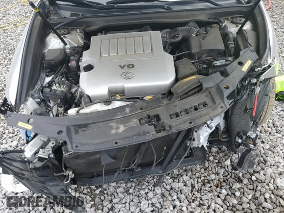 2014 Lexus ES 330 z VIN JTHBK1GG5E2138588, wystawiony jako Copart lot #58828185 z przebiegiem 64 911 mil mil oraz Szkoda całkowita • Salvage title. Historia ofert i sprzedaży dostępna na DreamBid. Obrazek 11.