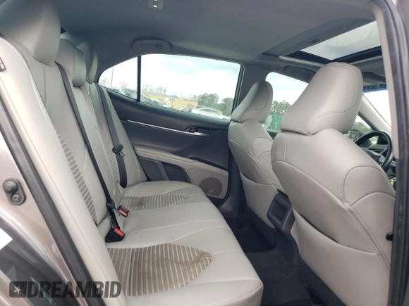 2019 Toyota Camry LE with VIN 4T1B11HK0KU758929, listed as a Copart auction lot 48995055 with 314,336 mi miles and Clean Title. Bid and sale history available at carsss.com. Image 10.