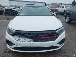 2020 Volkswagen Jetta GLI S z VIN 3VW5T7BU9LM091404, wystawiony jako IAAI lot #42300830 z przebiegiem 46 851 mil mil oraz . Historia ofert i sprzedaży dostępna na DreamBid. Obrazek 12.