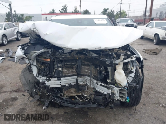 2019 Chevrolet Blazer RS z VIN 3GNKBERS8KS647477, wystawiony jako IAAI lot #42035058 z przebiegiem 81 205 mil mil oraz . Historia ofert i sprzedaży dostępna na DreamBid. Obrazek 6.