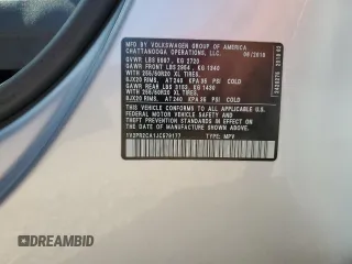 2018 Volkswagen Atlas SE с VIN 1V2PR2CA1JC579177, выставлен на аукционе Copart как лот 63792005 с пробегом 110 297 миль миль и Списание • Salvage title. История ставок и продаж доступна на DreamBid. Изображение 13.