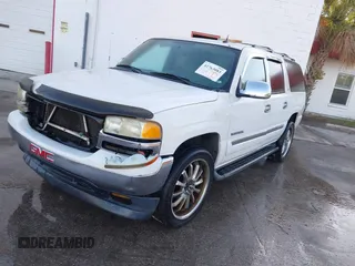 2005 GMC Yukon XL SLT with VIN 3GKEC16Z35G243754, listed as a IAAI auction lot 41763083 with 219,014 mi miles. Bid and sale history available at carsss.com. Image 2.