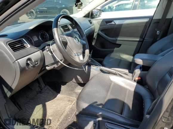 2013 Volkswagen Jetta Sedan SE with VIN 3VWDP7AJ2DM449239, listed as a Copart auction lot 48956615 with 170,049 mi miles and Salvage Title. Bid and sale history available at carsss.com. Image 7.