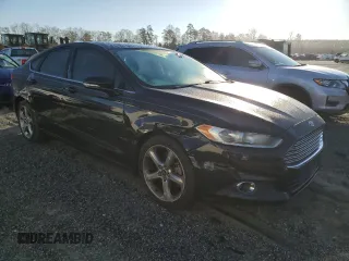 2015 Ford Fusion SE z VIN 3FA6P0H70FR123108, wystawiony jako Copart lot #50421725 z przebiegiem 165 521 mil mil oraz Szkoda całkowita • Salvage title. Historia ofert i sprzedaży dostępna na DreamBid. Obrazek 4.