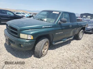 2000 Dodge 1500 with VIN 1B7HF13Z5YJ168093, listed as a Copart auction lot 62377615 with 251,485 mi miles and Clean title. Bid and sale history available at DreamBid. Image 1.