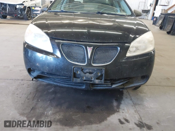 2008 Pontiac G6 with VIN 1G2ZG57B684157371, listed as a IAAI auction lot 41902504 with 188,507 mi miles. Bid and sale history available at carsss.com. Image 14.