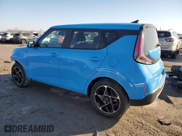 2024 Kia Soul EX with VIN KNDJ33AU2R7228701, listed as a Copart auction lot 46341625 with 4,703 mi miles and Salvage Title. Bid and sale history available at carsss.com. Image 2.