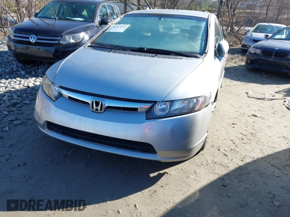 2006 Honda Civic LX z VIN 1HGFA16556L111894, wystawiony jako IAAI lot #41443692 z przebiegiem 280 229 mil mil oraz . Historia ofert i sprzedaży dostępna na DreamBid. Obrazek 17.